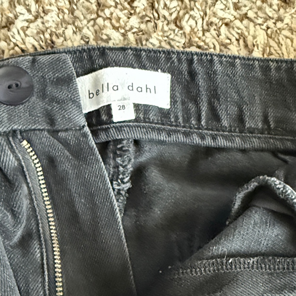 Bella Dahl Black Wide-Leg Jeans with Silver Stud Trim - Picture 3 of 3